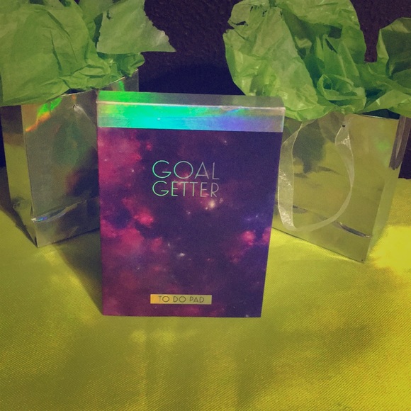 Notepad 🗒💋 - Picture 1 of 1